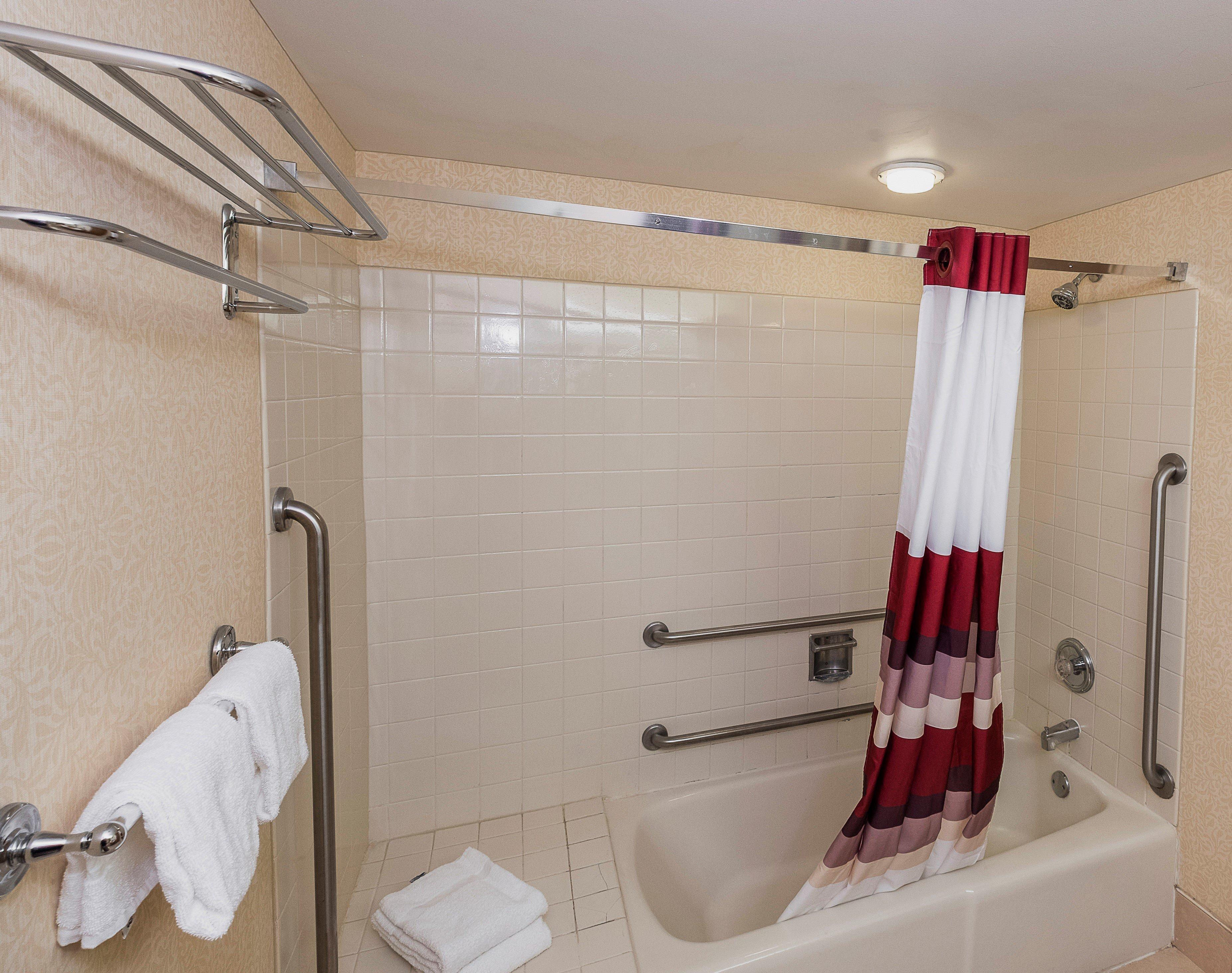 Red Roof Inn & Suites Mt Holly - Mcguire Afb Westampton Bagian luar foto