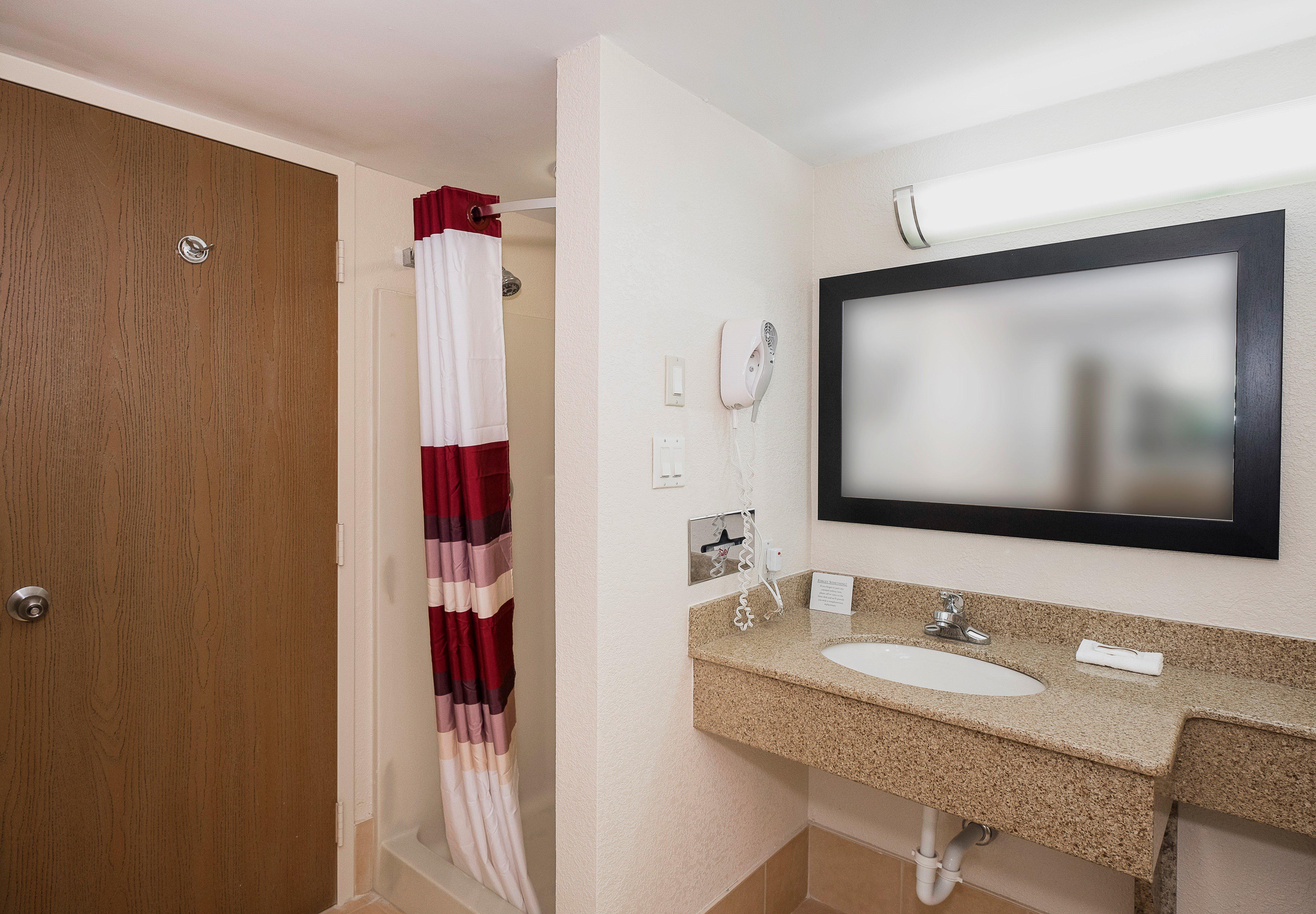Red Roof Inn & Suites Mt Holly - Mcguire Afb Westampton Bagian luar foto