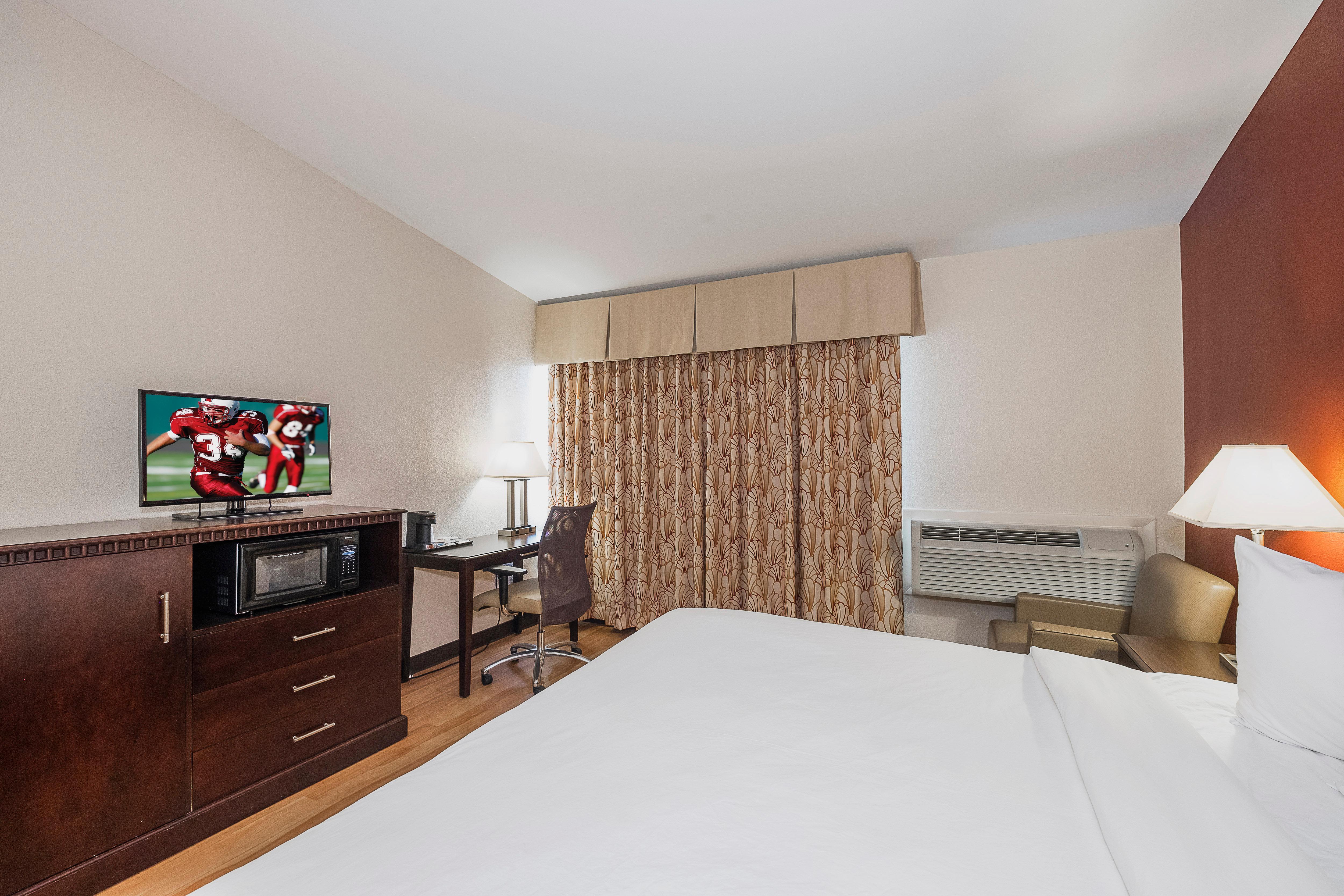 Red Roof Inn & Suites Mt Holly - Mcguire Afb Westampton Bagian luar foto
