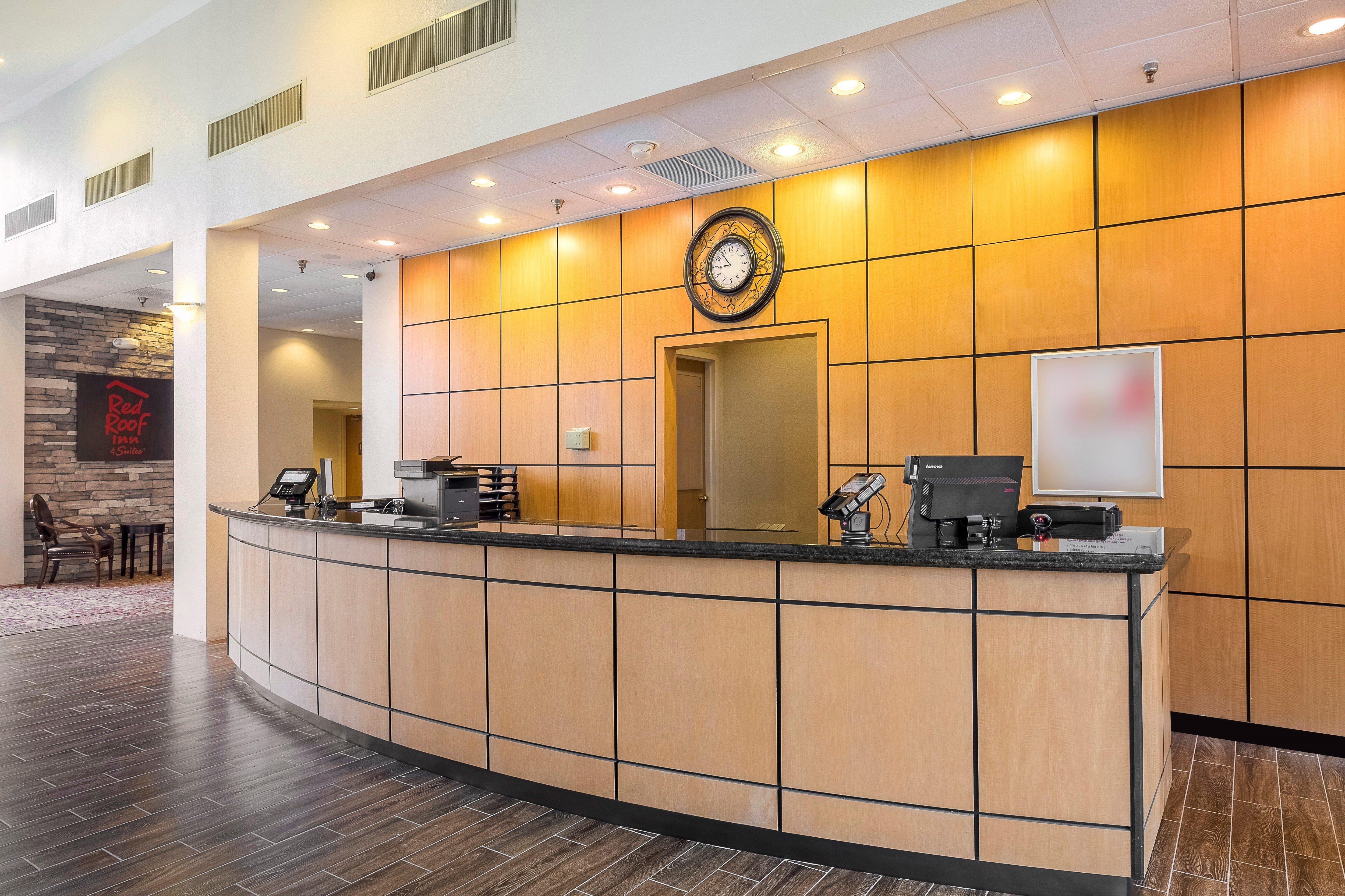 Red Roof Inn & Suites Mt Holly - Mcguire Afb Westampton Bagian luar foto