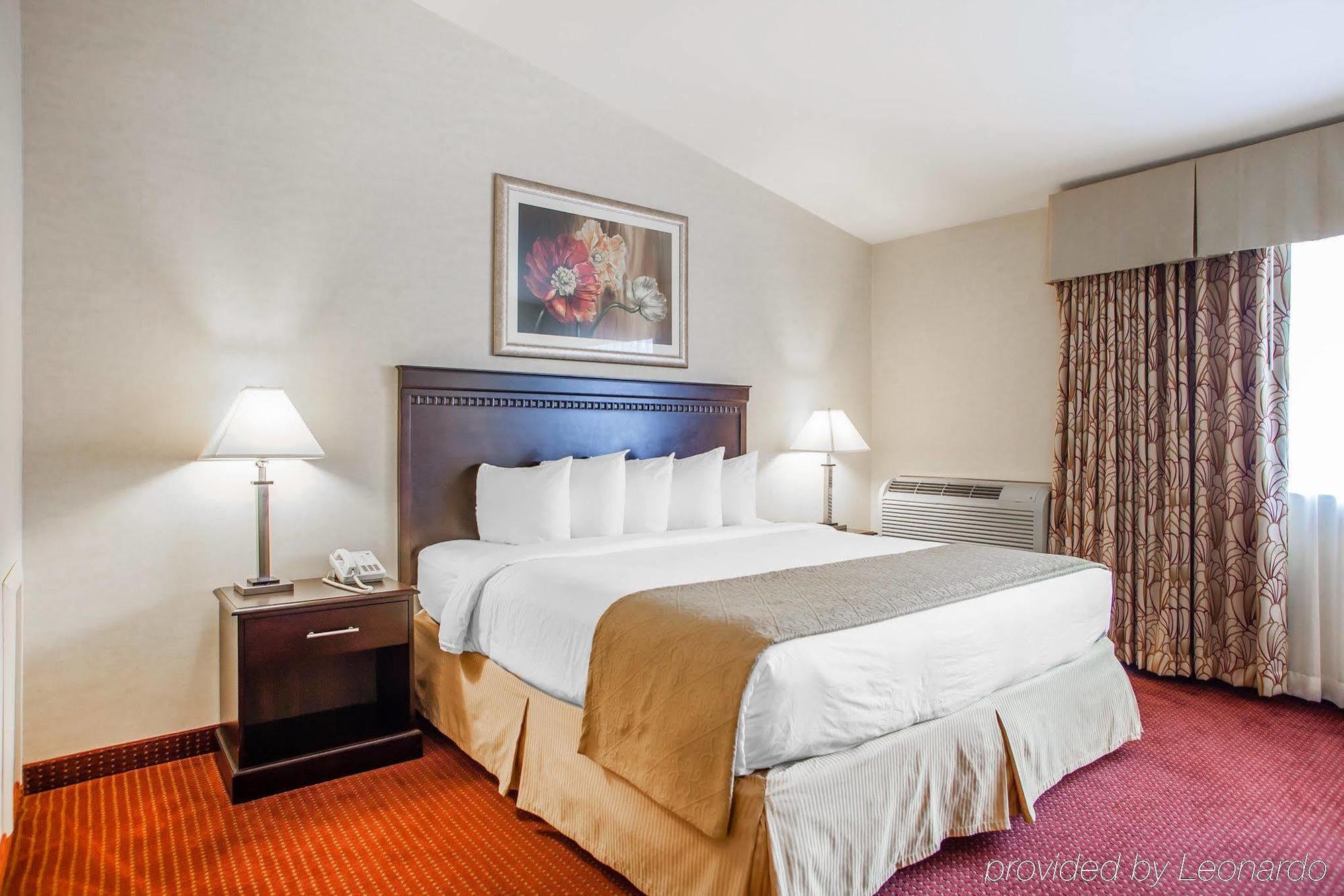Red Roof Inn & Suites Mt Holly - Mcguire Afb Westampton Bagian luar foto
