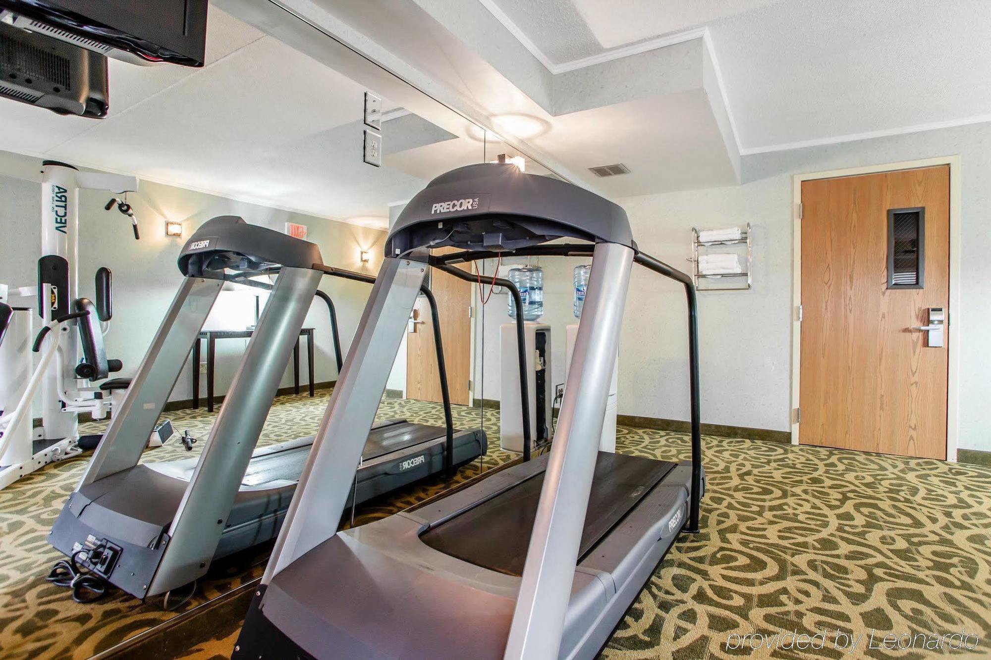 Red Roof Inn & Suites Mt Holly - Mcguire Afb Westampton Bagian luar foto